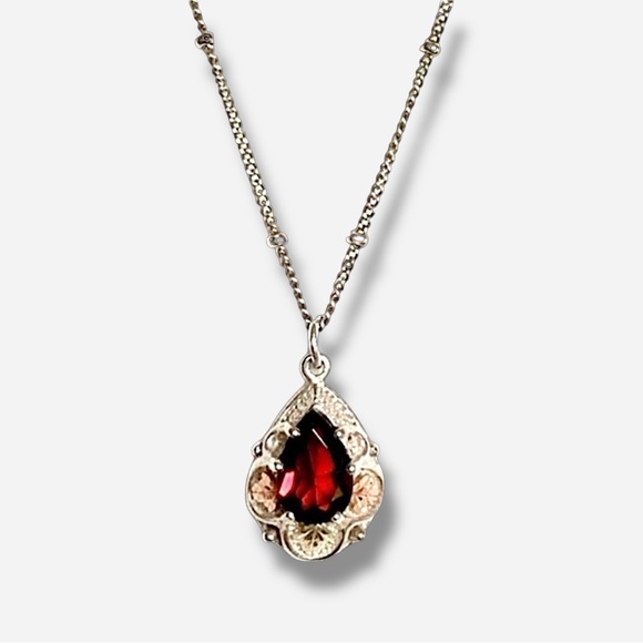 🌸Necklace🌸 12K Gold & 925 Sterling Silver Necklace